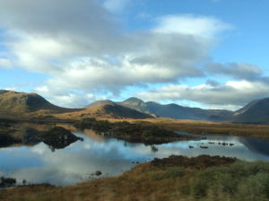 Landschaft auf dem Weg zum Glencoe.